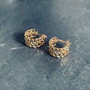 18K GOLD PLATED | NEW Huggie Earrings